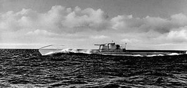 1942 - Atılay faciası: Atılay denizaltısı eğitim dalışı yaptı, bir daha su yüzüne çıkamadı. 37 subay ve er öldü.