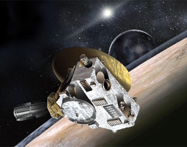2015 - New Horizons (Yeni Ufuklar) adlı uzay aracı Plüton'a vardı.