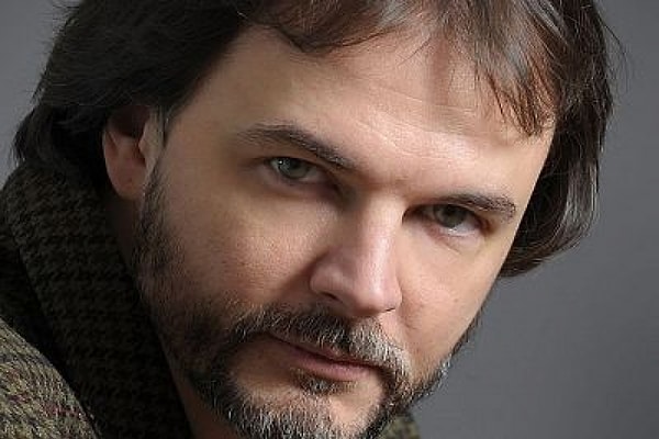 4. Чей сын на фото?