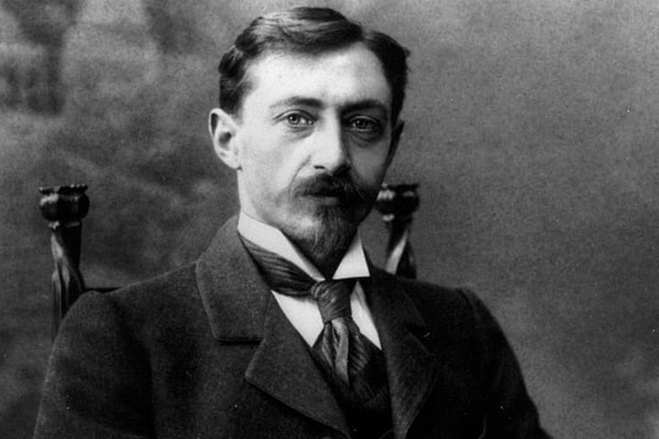 9. В каком возрасте Иван Бунин написал свои первые стихи?