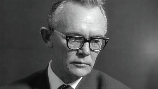 1. Кем был этот человек?