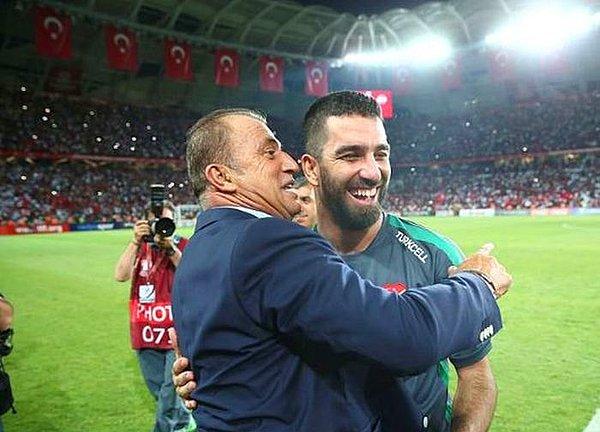 Florya'da Fatih Terim ile Abdürrahim Albayrak'ın bir görüşme yaptığı ve Arda Turan'ın Galatasaray'a dönüşünü konuştukları iddia edildi!