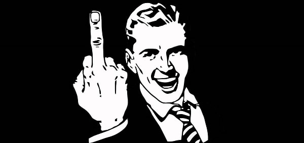 3. Ноготь на среднем пальце растет быстрее остальных.