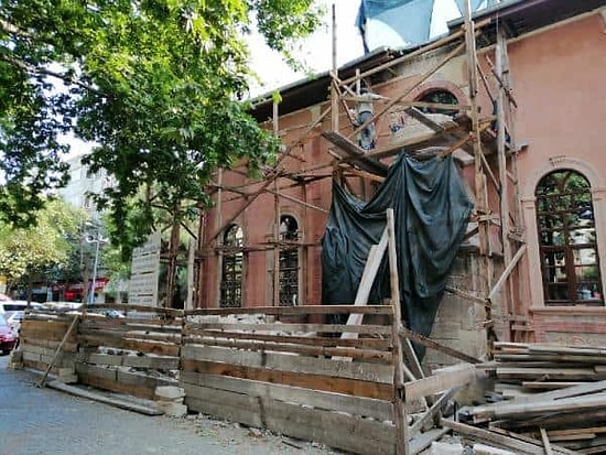 Talimatı Erdoğan Vermişti: Tarihi Caminin Restorasyonu Bitmek Bilmedi, Vatandaş İsyan Etti