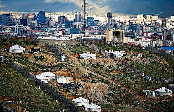 6. Флаг какого государства не совпадает по цветовой гамме с российским?