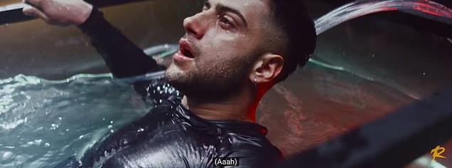 Sosyal medyada iddialı olan ve fenomenliğin hakkını veren Reynmen'in izlenme sayısı konusunda hile yapıp yapmadığını elbette bilemez ama şarkının kısa sürede dillere pelesenk olduğu kesin...