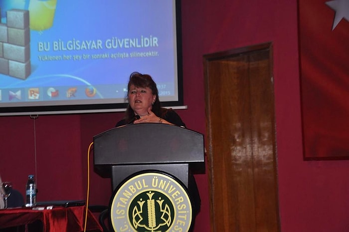 Prof. Dr. Nurdoğan Rigel'den Öğrencilerine Mesaj: 'Adalet Savaşçılarım, Hepinizi Amfi Özlemiyle Kucaklıyorum'