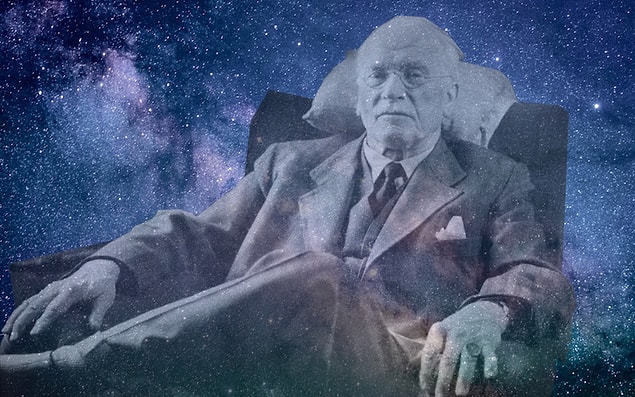 Durumun psikolojik temellerine bir bakalım, Carl Jung her insanın 'gizli doğasının' önce anlaşılması ardından kontrol altında tutulmasının o kişiyi toplumsal bir varlık haline getireceğinden bahseder.