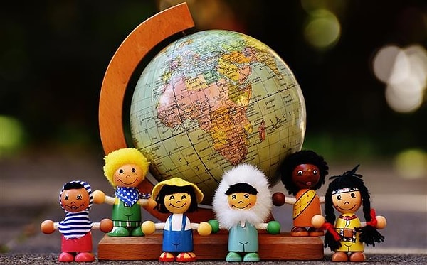 1. Посмотрите на эту фотографию в течение 30 секунд и попытайтесь запомнить как можно больше деталей.