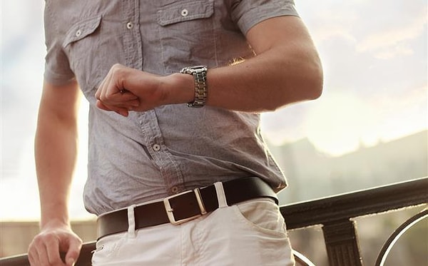 6. Какого времени не было ни на одних часах?