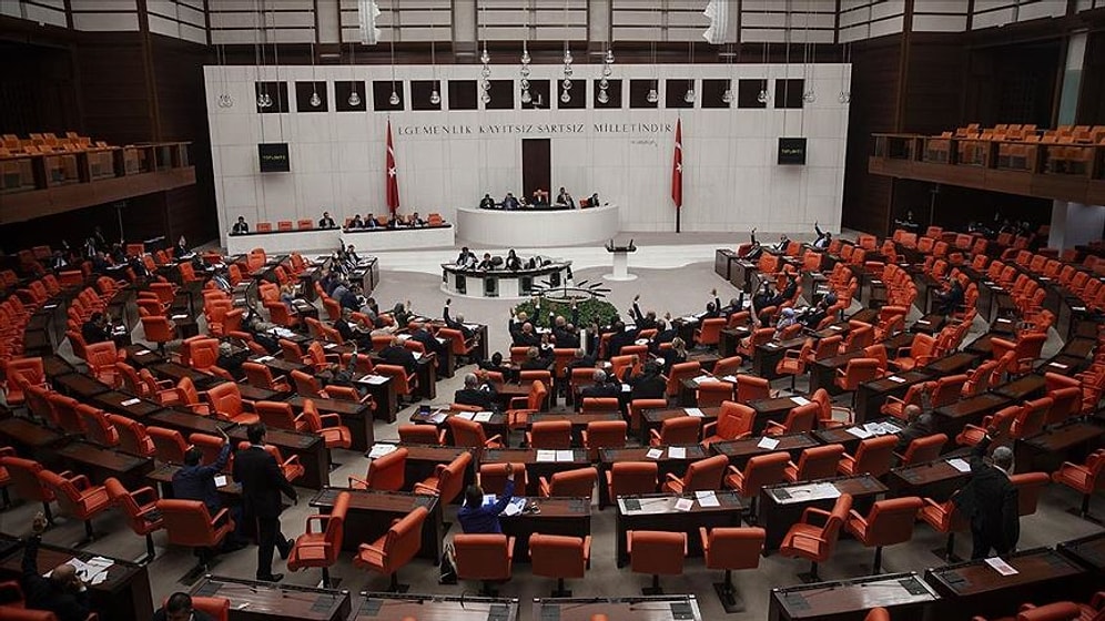 Bir Torba Yasa Daha Kabul Edildi: 'İhtiyat Akçesi' ile İlgili Düzenleme Meclis'ten Geçti