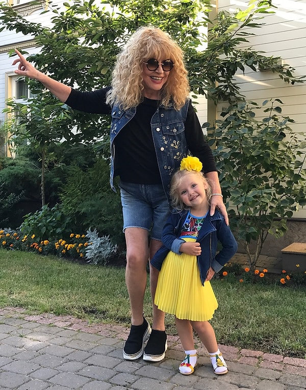 4. Алла Пугачева — минус 30 кг