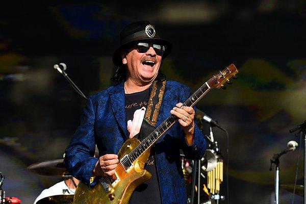 1. Santana: Tüm zamanların en iyi gitaristlerinden biri olan müzisyen 72 yaşında.
