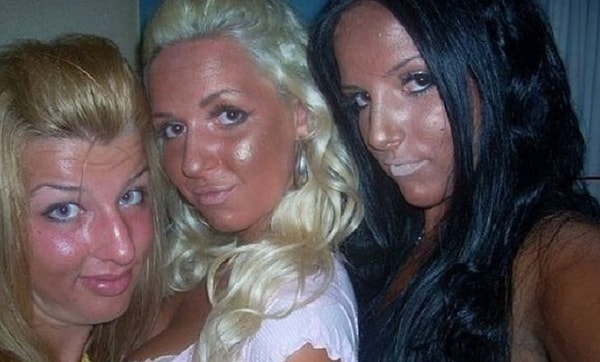 21. Светские львицы готовятся выйти в мир :)