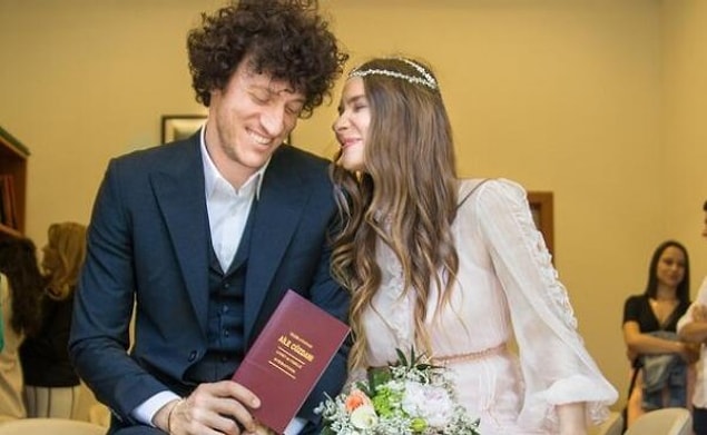 22. Müge Boz & Caner Erdeniz