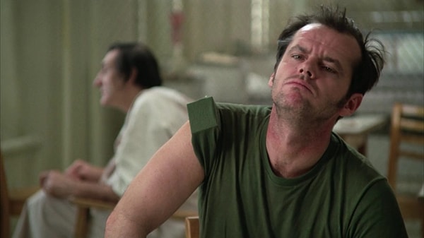 1. Пролетая над гнездом кукушки (1975)