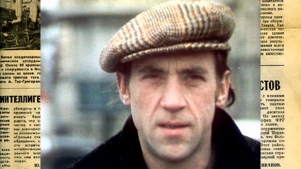 6. В каком фильме Владимир Высоцкий был руководителем хорового кружка?