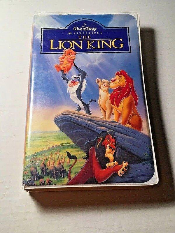 18. Ve son olarak, Aslan Kral tüm zamanların en çok satan VHS kaseti olmuştur.