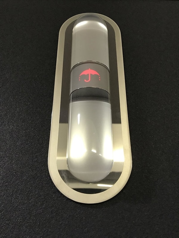 6. В этом лифте показывается, есть ли на улице дождик