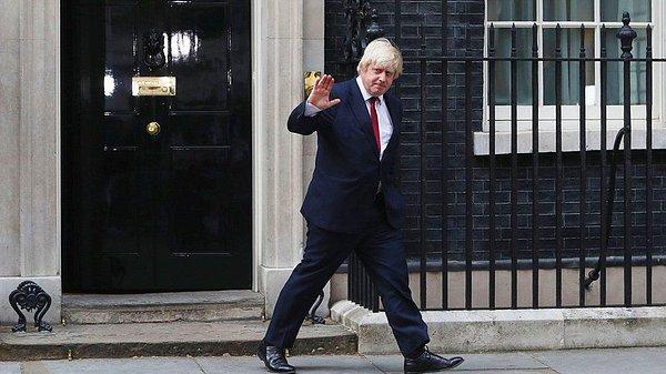 Başbakan Theresa May'in yarın Kraliçe 2. Elizabeth'e istifasını sunmasının ardından Johnson'ın, Buckingham Sarayı'na giderek yeni hükümeti kurma görevini alması bekleniyor.