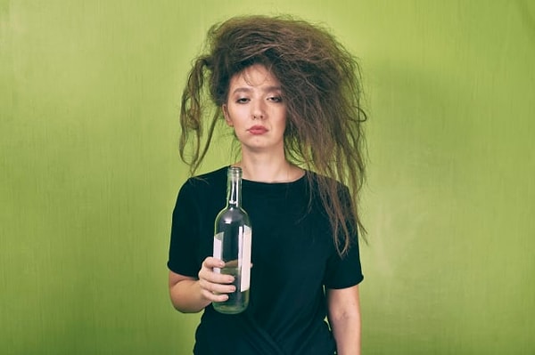 Название вашей автобиографии было бы "Мне нужно выпить"