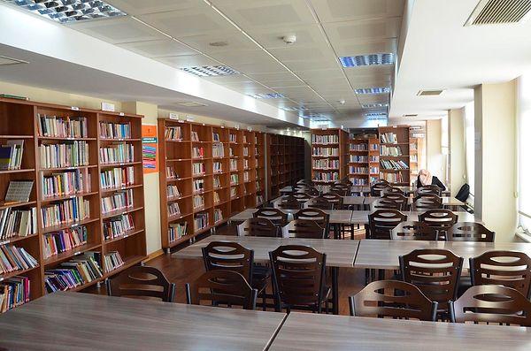 4. Türkiye'de en fazla halk kütüphanesi olan iller: