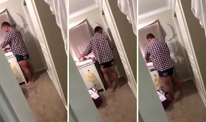 Çocuğunun Altını Değiştirirken Epeyce Zorlanan Baba