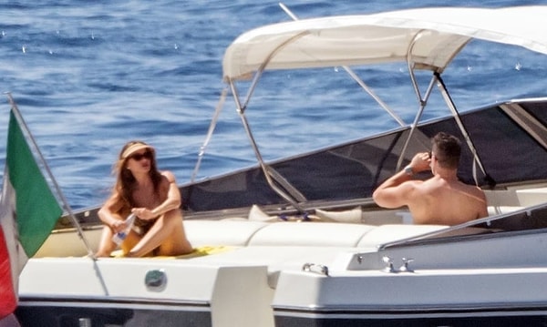 И после того, как фотосессия завершились: