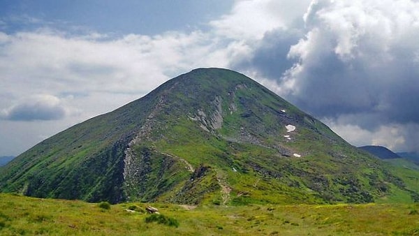 7. В какой стране самая высокая гора - Говерла?