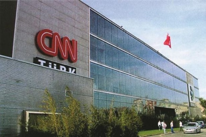 CNN Türk'ün Haberinde Küfürlü Başlık Kullanıldı: 'Editörün İşine Son Verildi'