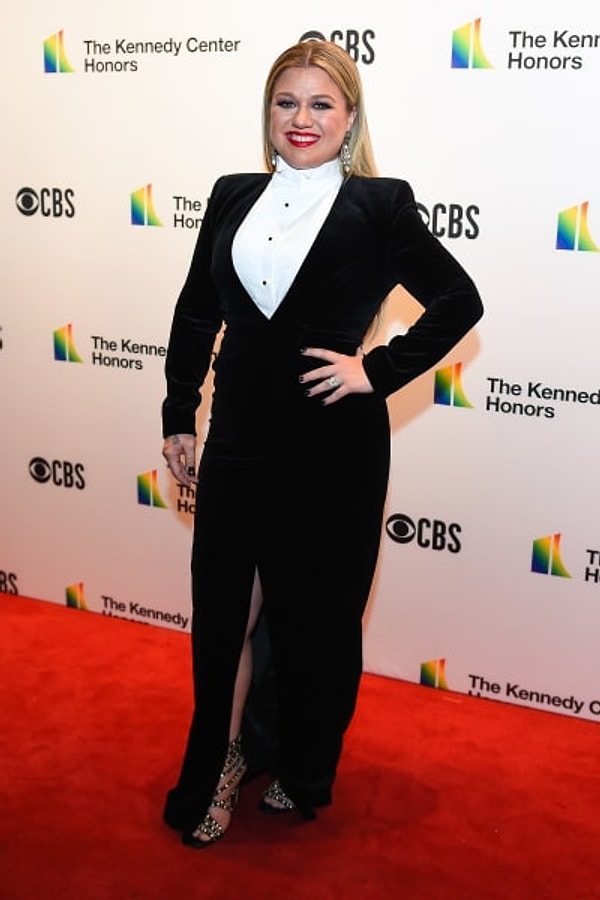 25. Келли Кларксон