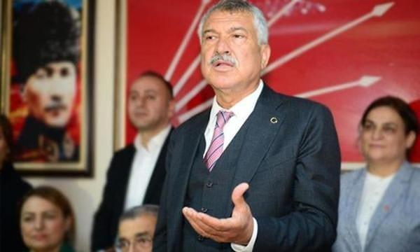 Bankamatik memuru oldukları iddiasıyla 1750 kişinin işine son veren Adana Büyükşehir Belediye Başkanı Zeydan Karalar, personel sayısının yasal sınırı aştığını ifade ederek tasarrufta ilk adımını attı.