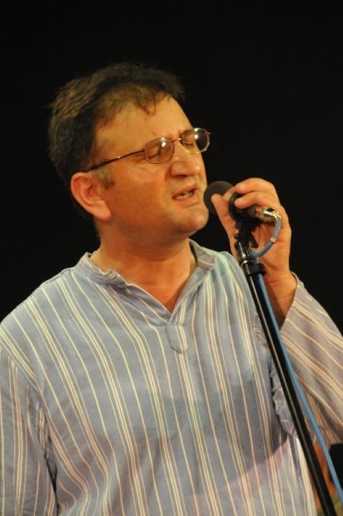 Albümde Hikmet Akçiçek, Ayşenur Kolivar, Ülkü Akgün Alıcı, Gönüle Şahin ve Mustafa Biber isimli sanatçıların seslerine kulak veriyoruz.