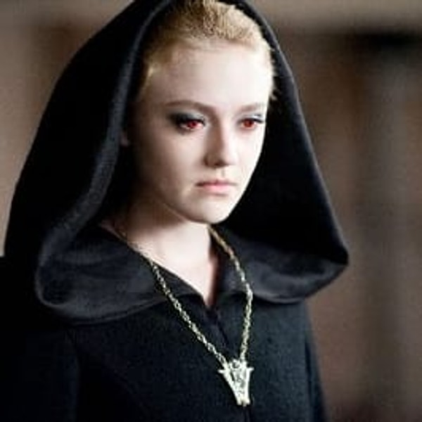 5. Дакота Фаннинг