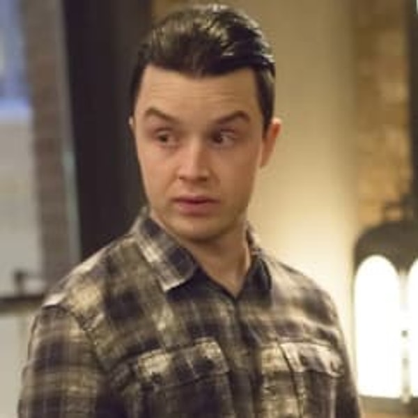 6. Ноэль Фишер