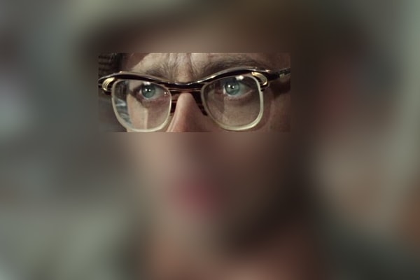 11. Перед вами взгляд героя картины...