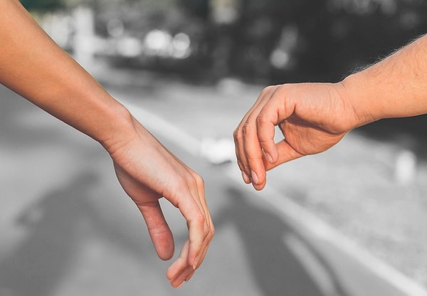 5. "Одиночество легче, когда..." Эрих Мария Ремарк "Три товарища"