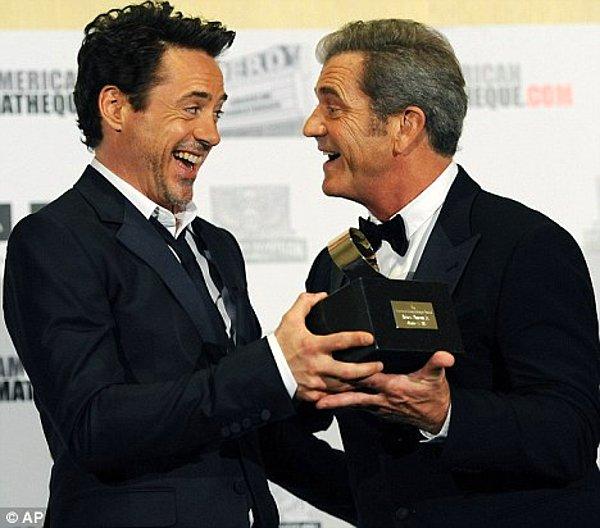 18. Mel Gibson ve Robert Downey Jr.