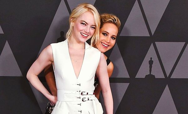 8. Jennifer Lawrence ve Emma Stone