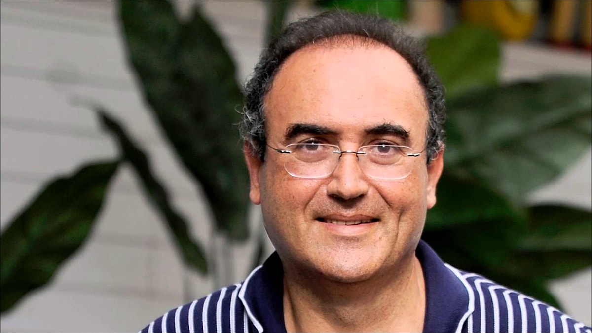 Mustafa Kemal Atat�rk��n Cenazesinde G�kten Ya�an D��melerin Hik�yesi