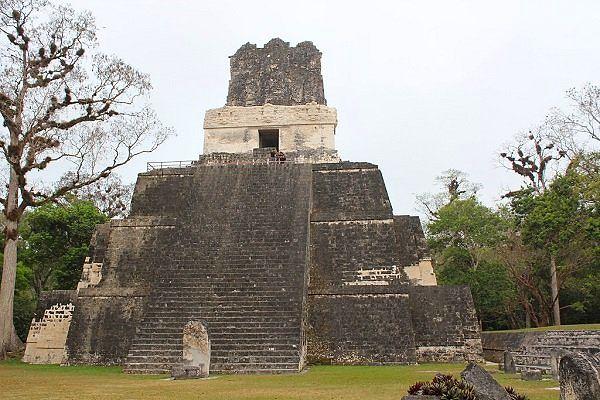 15. Antik Maya'nın en büyük şehri Tikal'dı. 124 kilometrekareden fazlaydı ve imparatorluğun ikinci çöküşü sırasında terk edildi.