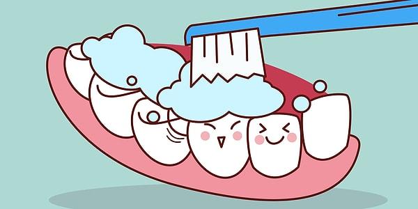 2. Dişlerinizi hızlıca değil, özen göstererek fırçalayın.
