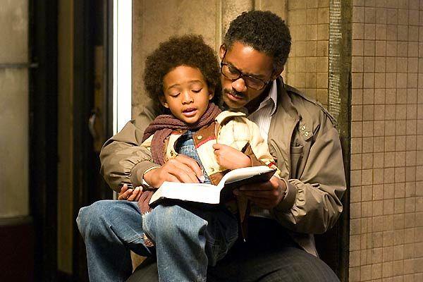 19. Will Smith oğlu Jaden Smith ile "Umudunu Kaybetme" filminde. Muhteşem değiller miydi!