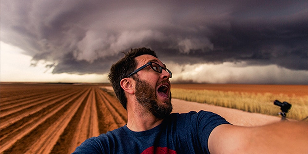 Thor'un Çekici, Mike'ın Kamerası! Fırtınaların Ortasına Dalan Cesur Fotoğrafçıdan Nefesinizi Kesecek Kareler