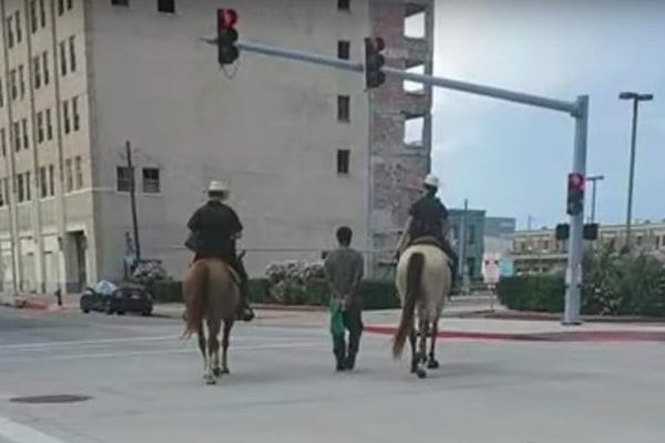 Tepkiler sonrası polis yetkilileri uygulamadan dolayı özür diledi.