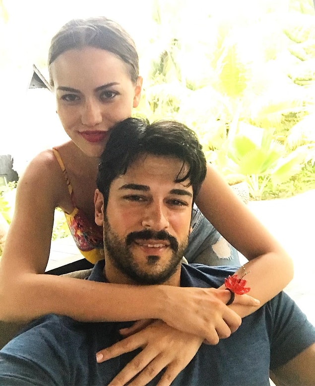 Çiftin mutlu evlilikleri, Fahriye Evcen'in hamilelik haberiyle daha da güçlenmişti.