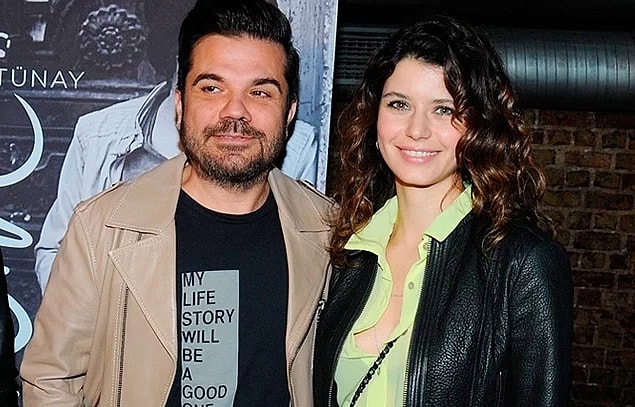 Beren Saat ve Kenan Doğulu çiftinden boşanacakları iddiasına hiçbir şekilde net bir cevap gelmiyor, gün geçtikçe merakımız giderek artırıyordu.