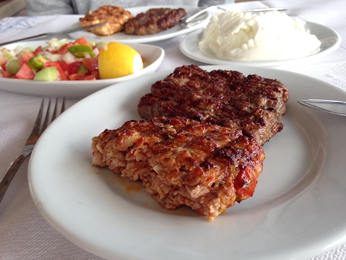 Bayram Yolculuğunu Lezzet Şölenine Çeviriyoruz! 3 Farklı Rotada Birbirinden Enfes Lezzet Durakları!