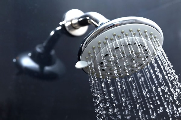 5. Ablutofobi: Duş ve temizlenme korkusu.