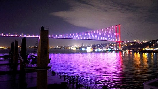 Astronomlardan 'Işık Yasası' Atağı: 'Işıklar Gökyüzünün Doğal Fon Parlaklığını Bozuyor, Gözlemleri Etkiliyor'